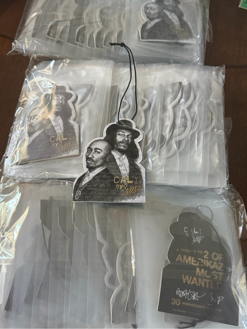LOT OF 100 Snoop Dogg x Tupac Air Fresheners Cali By Snoop Bulk Wholesale New